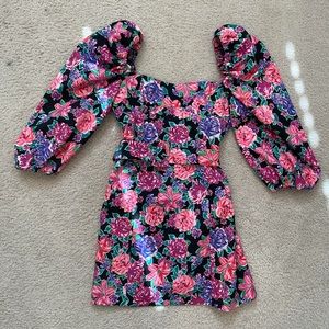 Floral puff sleeve mini dress